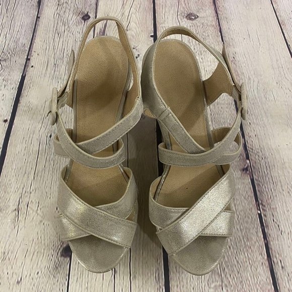 Nine West Gold Criss Cross Wedge Sandals Open Toe - Picture 3 of 8